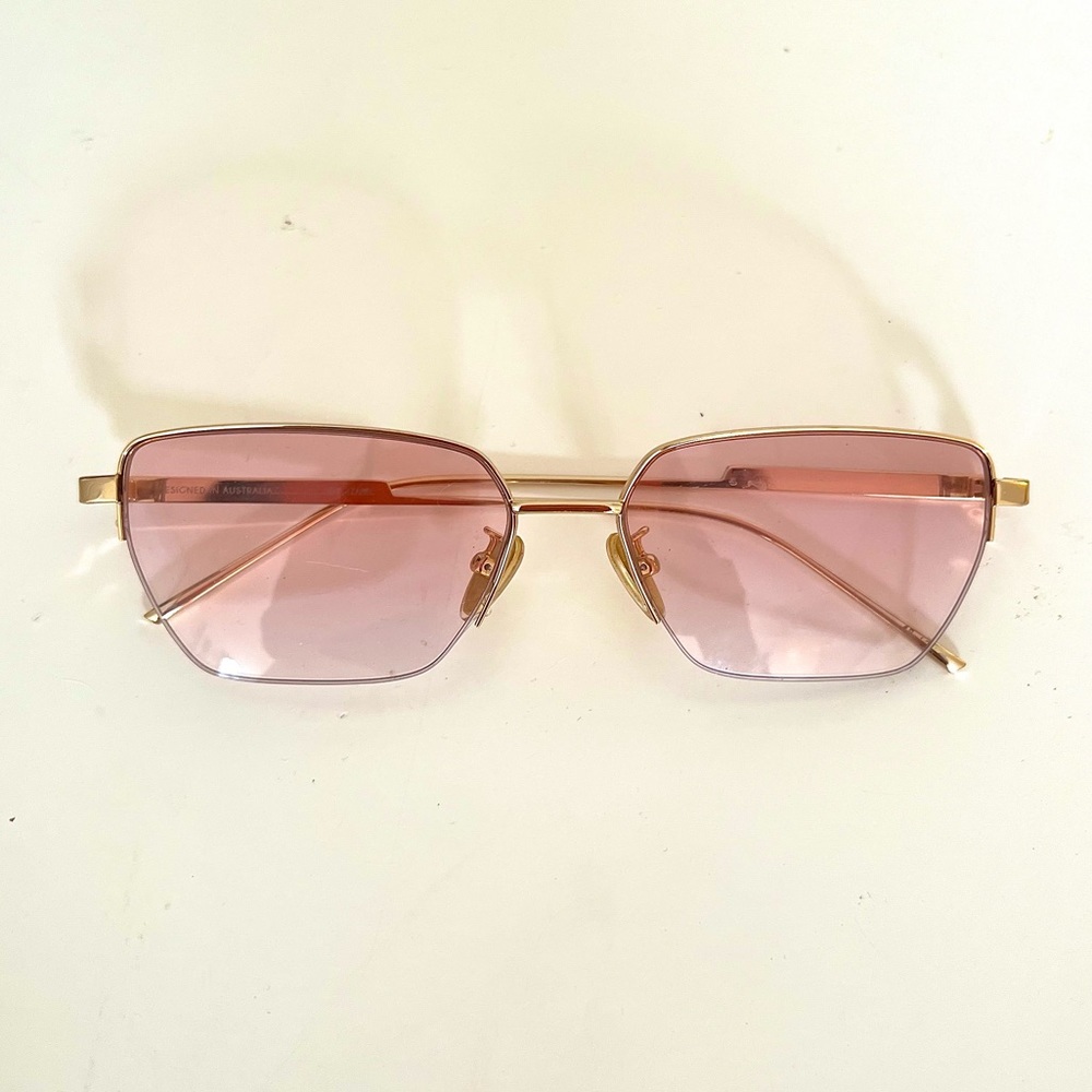 Banbé pink and gold sunglasses